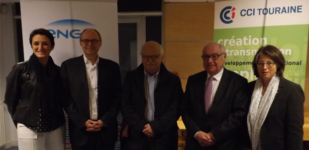 Sabine Guillien, Déléguée régionale ENGIE Centre Val de Loire Stéphane Quéré, Directeur Innovation du Groupe ENGIE, Erik ORSENNA, Académicien , Gérard Bouyer, Président de la CCI et conférencier, Catherine de Colbert, Vice-présidente à la CCI Touraine en charge de l'enseignement, de la formation, de l'innovation.