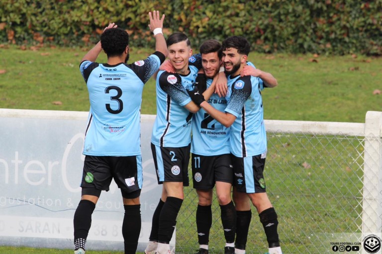 Le trio Gergaud-Lopes-Elambri acteur majeur de la victoire du Tours FC à Saran dimanche dernier (photo : Paul Bazoge - TOURS FC)