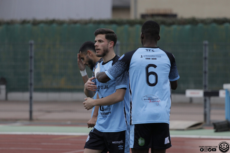 Mathias Lopes, encore une fois buteur il y a deux semaines, est l'un des hommes forts de la bonne série des Tourangeaux. (photo : Paul Bazoge - Tours FC)
