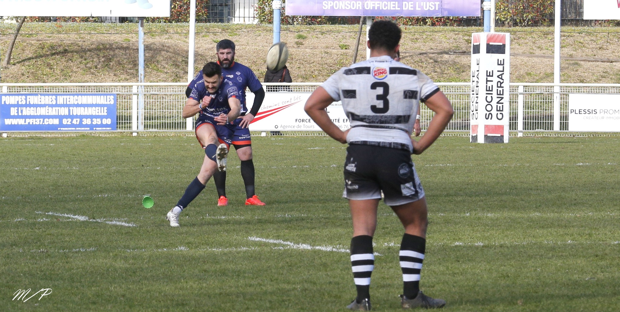 Thibaut Penglaou a réalisé un excellent match avec 19 points inscrits et a contribué à la victoire de ses partenaires face à Poitiers dimanche dernier. (photo : Philippe Maitre)