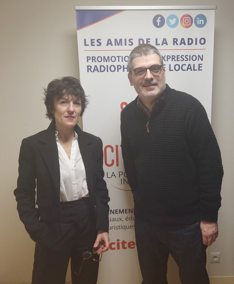 Photo avec Catherine Lesimple-Coutelier - Studios de CITERADIO - Crédits photo : Arthur Leroux - 17 mars 2023