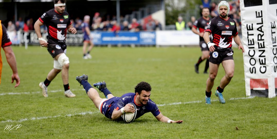 Baptiste Lemaître a participé à la belle victoire de son équipe 26 à 7 lors de la dernière journée contre Rochefort le 16 avril dernier. (photo : Philippe Maitre)