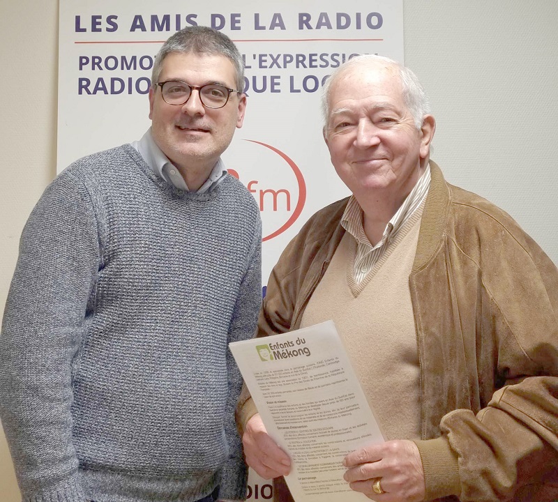 Photo avec Bertrand Lorne - Studios de CITERADIO - Crédits photo : Guillaume Colombat - 23 octobre 2023