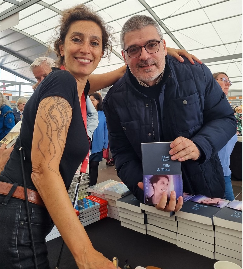 Photo avec Olivia Elkaim - Salon du Livre du Mans - Crédits photo : Guillaume Colombat - 7 octobre 2023