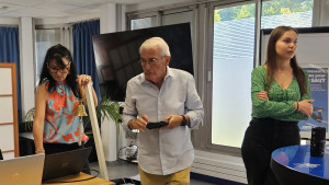 Cécilia BASTIN, Gérard VINCENT et Léa CLODONG (crédit-photo Ligaya MORLAND)