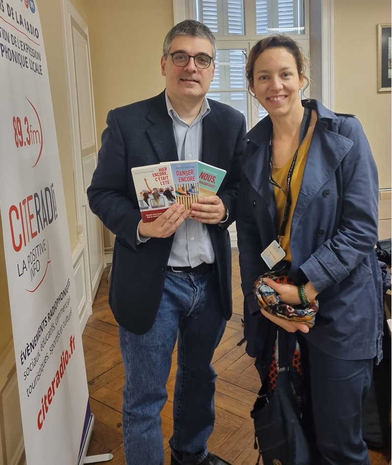 Photo avec Julie de Lestrange - Festival du Livre de Montmorillon - Crédits photo : Guillaume Colombat - 8 juin 2024