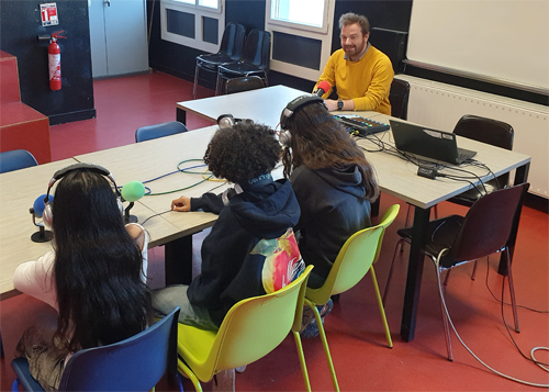 Apprentis-Journalistes---131224---Collège-Jean-de-la-Bruyère