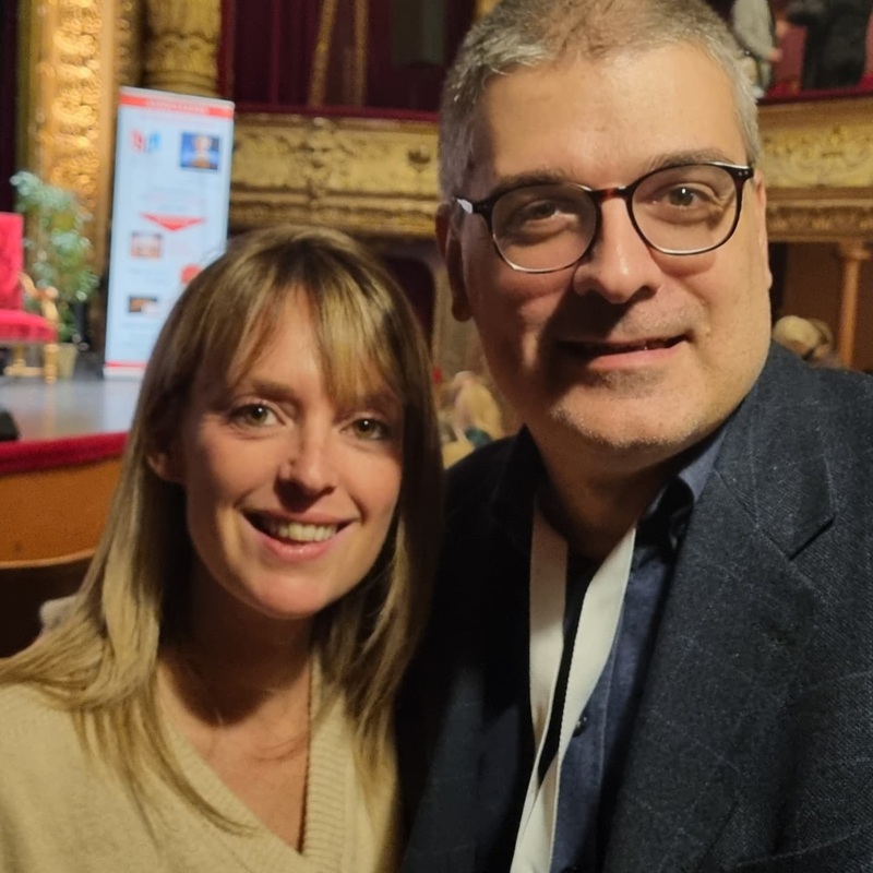 Photo avec Aurélie Valognes - Salon du Livre de Tours à l'Opéra - Crédits photo : Guillaume Colombat - 16 novembre 2024
